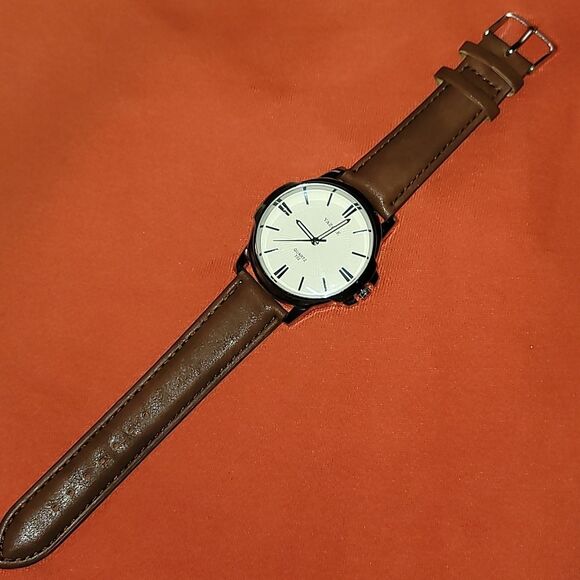 Yazole 332 Luxury Men's Business Quartz Watch Brown Leather Band 3 Hands Silver - Picture 3 of 10